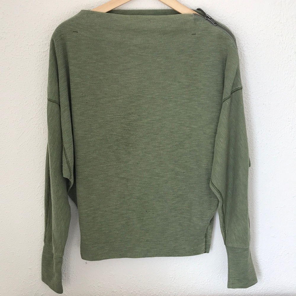 Free People “We the Free” dolman crop sweatshirt